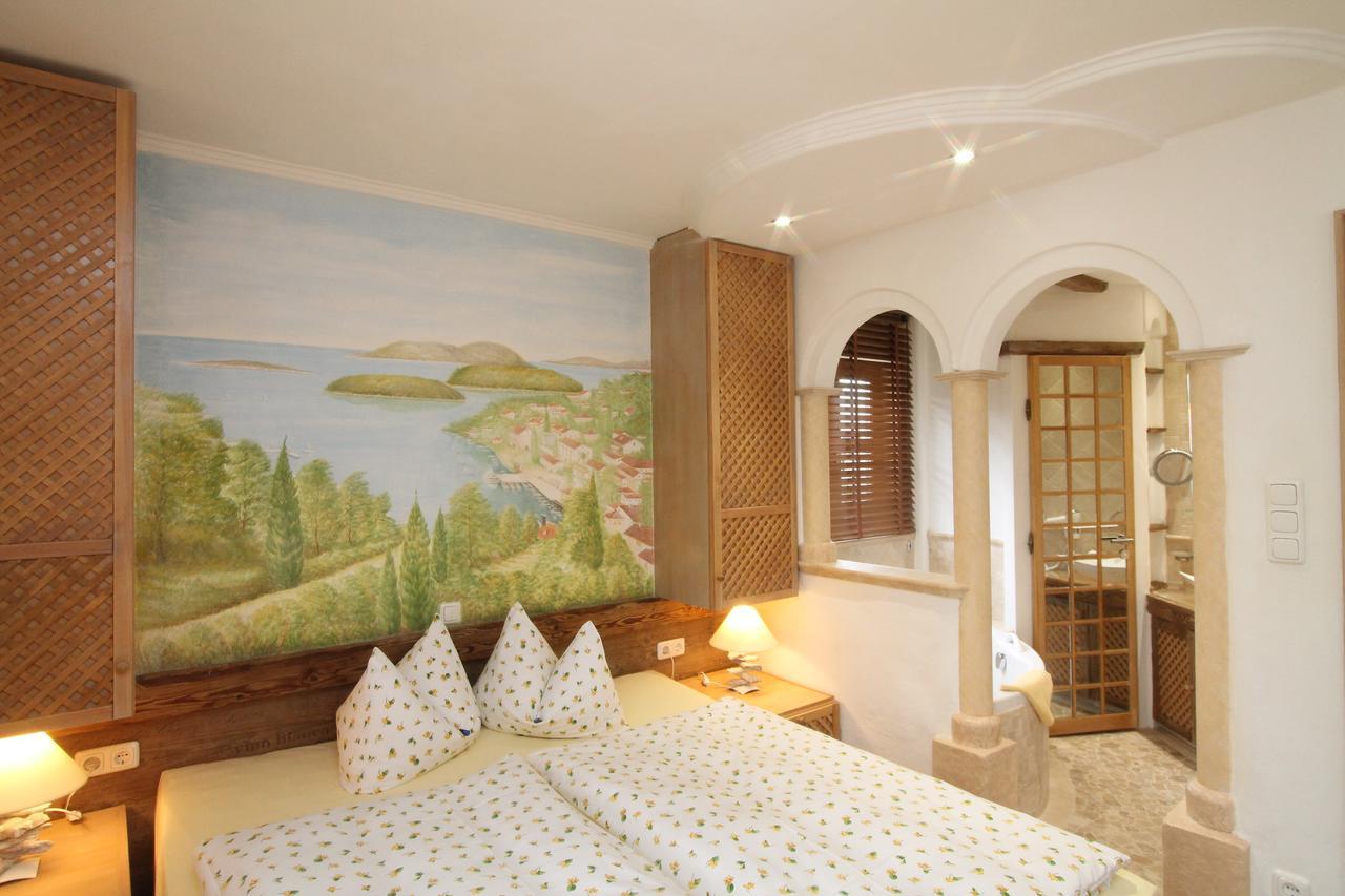 Haus Sonnenschein Hotel Грайнау Екстериор снимка
