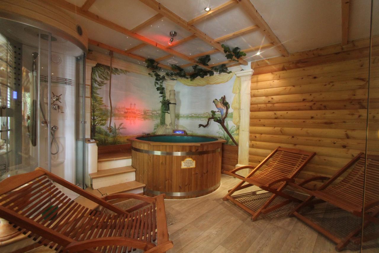 Haus Sonnenschein Hotel Грайнау Екстериор снимка