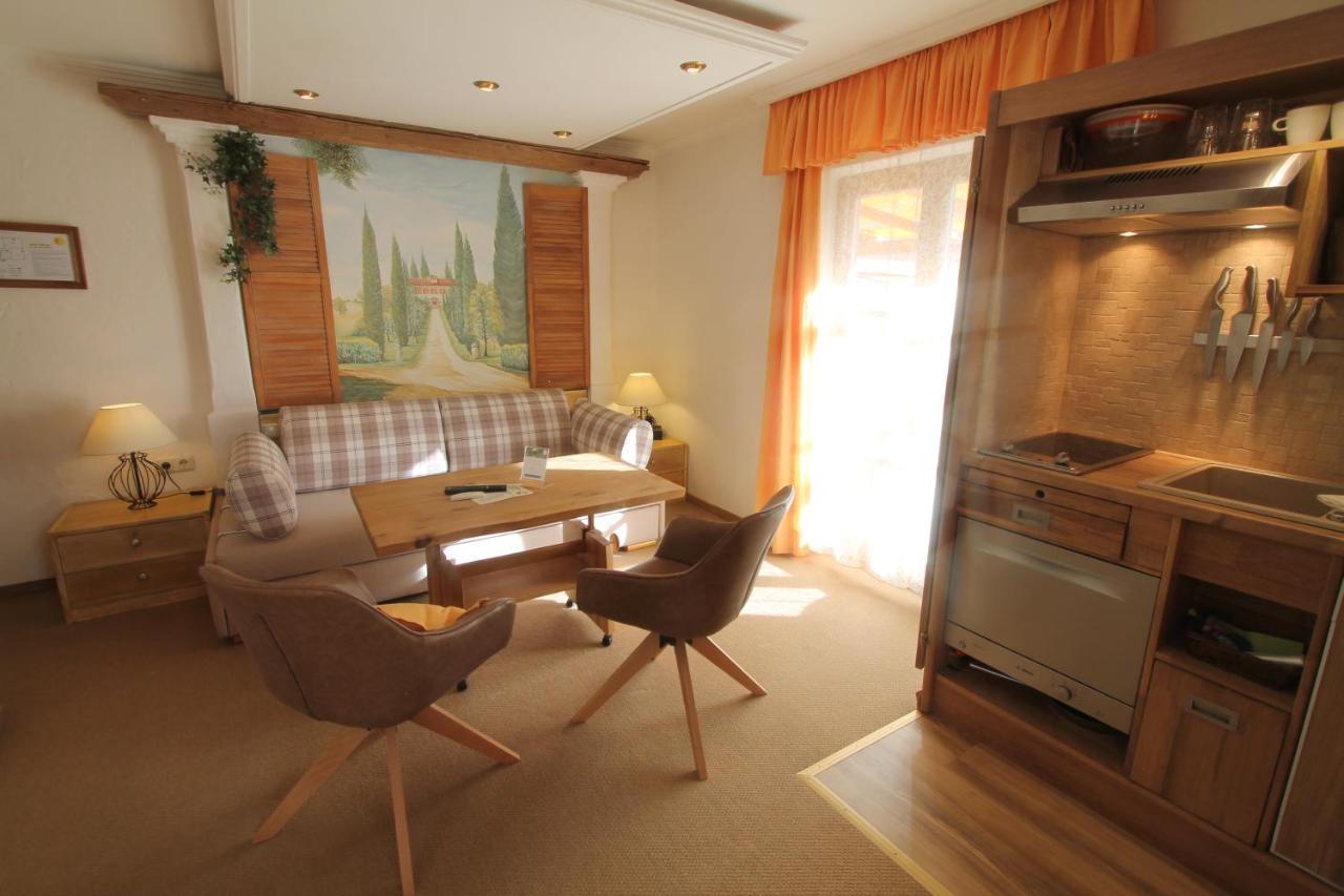 Haus Sonnenschein Hotel Грайнау Екстериор снимка